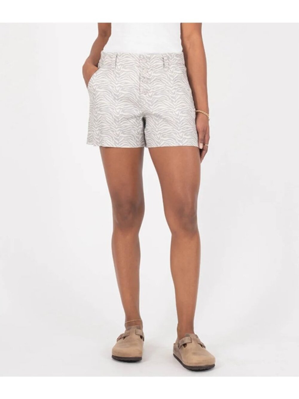 Level99 Lyndie Shorts Size 25 Exposed Button Linen Blend Tan Zebra Striped NEW